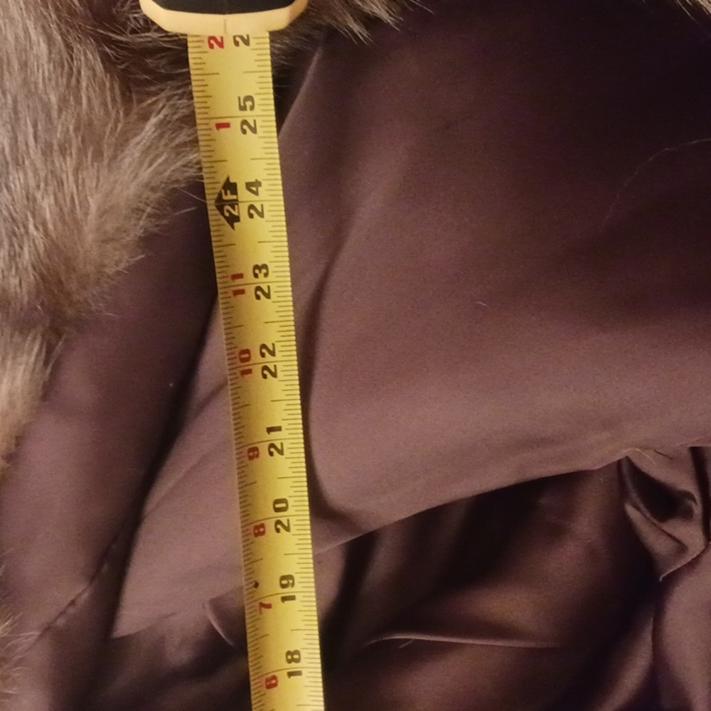 Vintage Silver Fox "full" length fur coat,satin lining, like New..beautiful coat - Picture 16 of 16